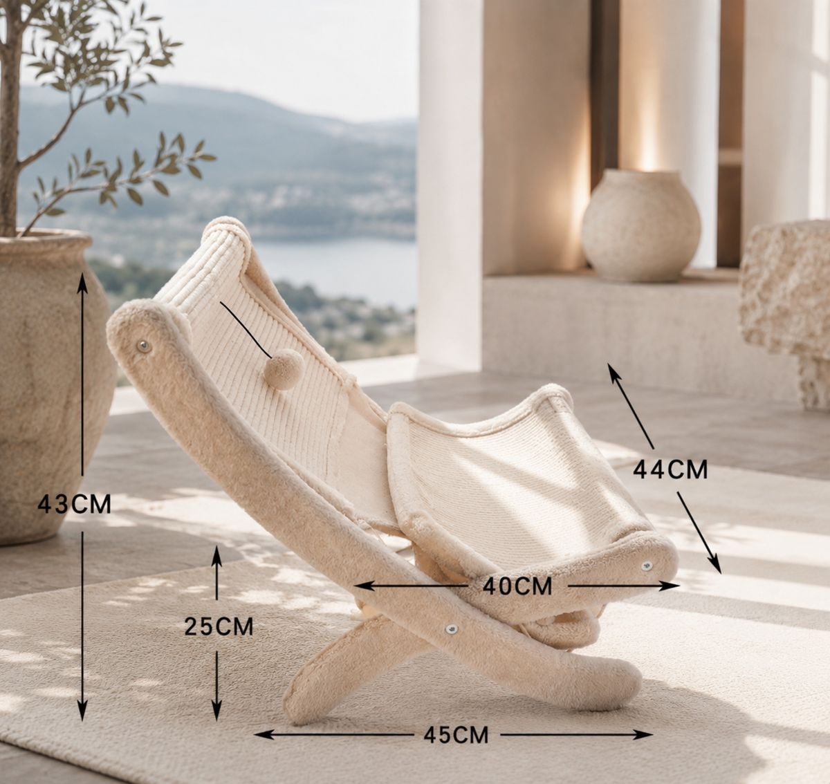 Premium Katzenliege aus Holz mit Kratzfläche